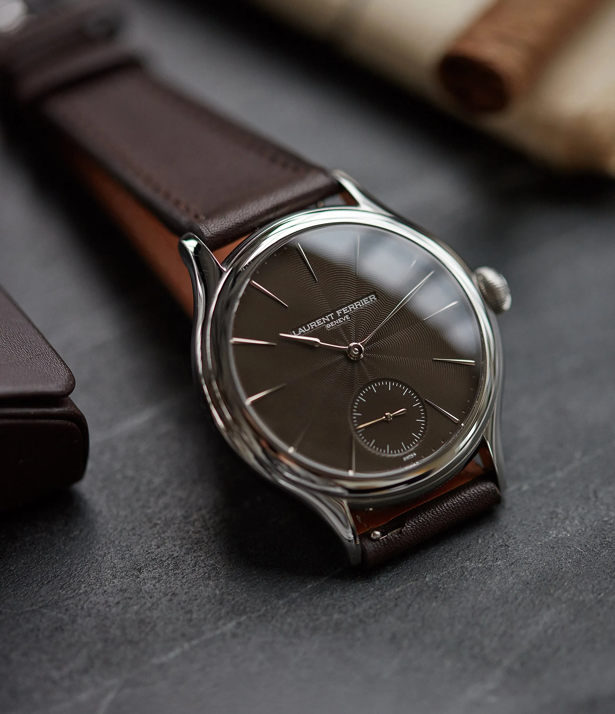 smooth leather strap